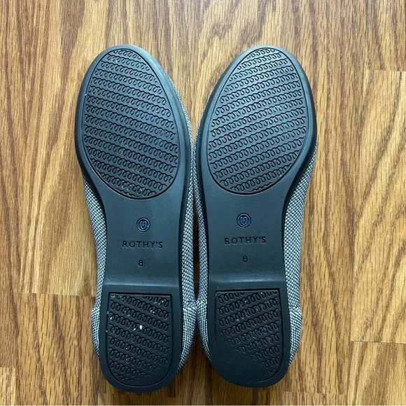 Women's Rothy's The Flat Shoes. Size 8 - Picture 2 of 9